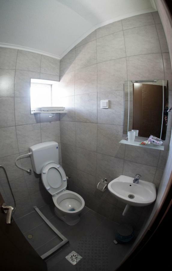 Dionis Rooms & Apartments Prilep Exterior foto