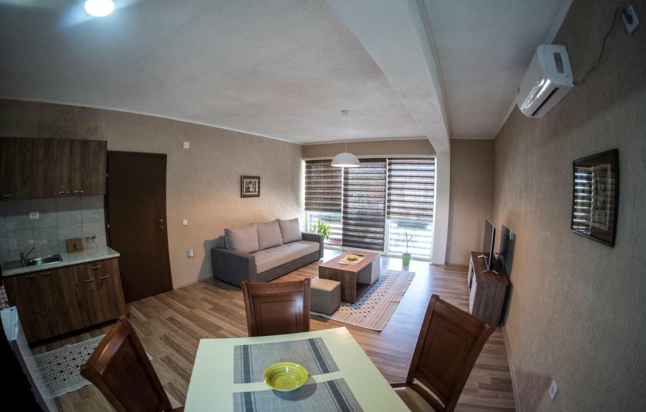 Dionis Rooms & Apartments Prilep Exterior foto